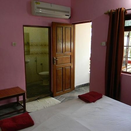 אגונדה Maria Paulo Guest House מראה חיצוני תמונה